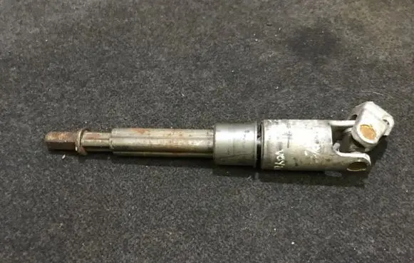 Chrysler Voyager Steering column universal joint