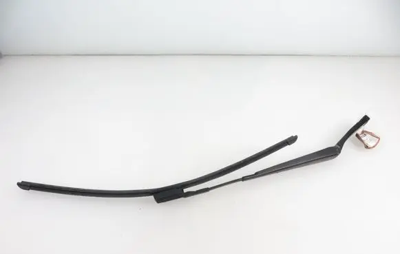 Volkswagen PASSAT B6 Front wiper blade arm 3C1955409C