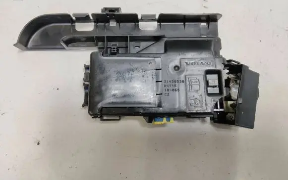 Volvo XC90 Positive wiring loom 31450530