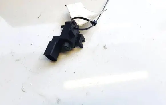 Volkswagen Touareg II Turbo solenoid valve 72809800 037906283d