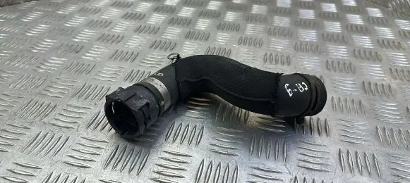 Audi Q5 SQ5 Engine coolant pipe/hose 8R0121101G