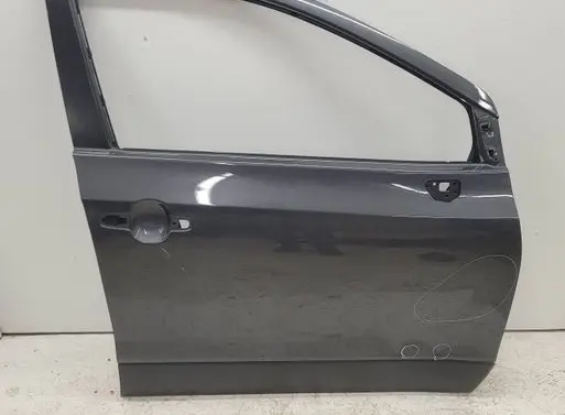 Suzuki SX4 S-Cross Front door 