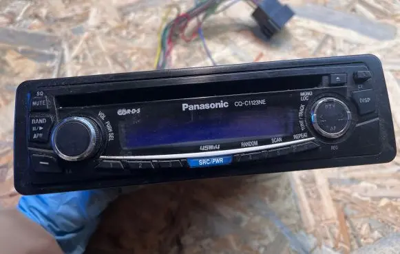 Mitsubishi Lancer Radio/CD/DVD/GPS head unit CQ-C1123NE