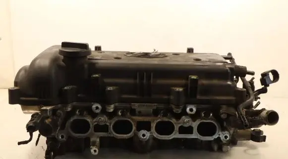 Hyundai i30 Engine head C07B26162544