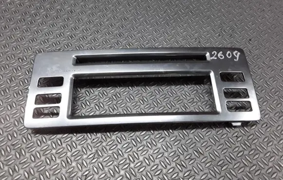 Volvo S80 Radio/GPS head unit trim 1303415