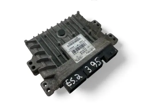 Renault Megane III Engine control unit/module ECU 237100914R 237101715R