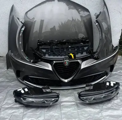 Alfa Romeo Tonale Front piece kit 