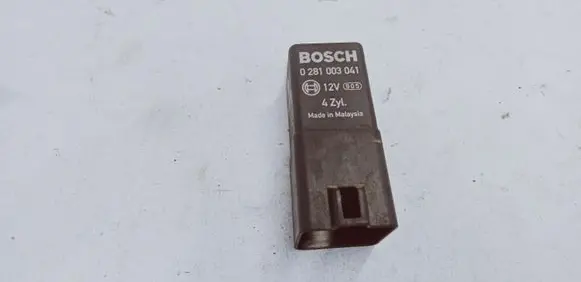 Chevrolet Captiva Glow plug pre-heat relay 96440063 0281003041