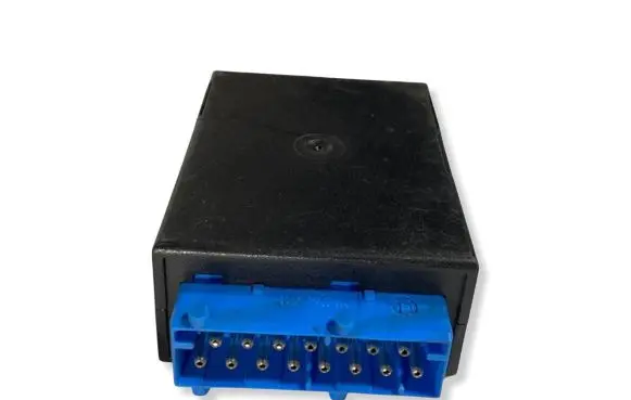 BMW 3 E36 Window wiper relay 8359031 61358359031