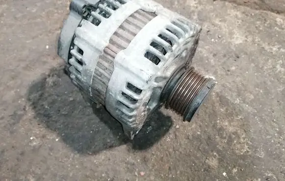 Volkswagen PASSAT B6 Generator/alternator 03G903023 0121715003