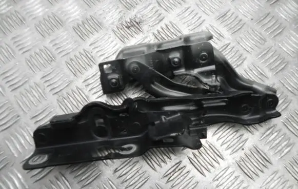 Volvo S90, V90 Tailgate/trunk/boot hinge L391918 T9894