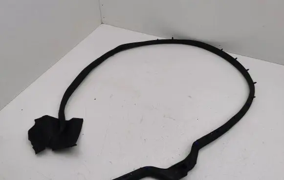 Maserati Ghibli Rubber seal front door (on door) 