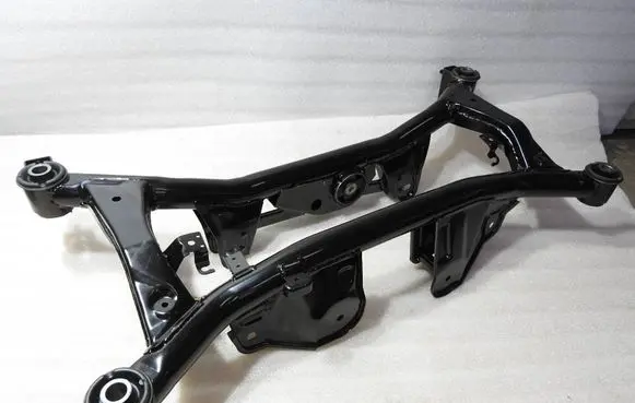 Nissan X-Trail T30 Rear axle beam 554008H700 55400EQ701 55400ES50B