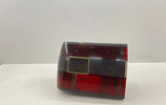 Volvo 850 Rear/tail lights 9133720 V6180 2302