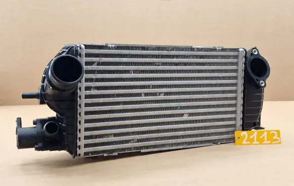 Hyundai Tucson JM Intercooler radiator 4J70R282702M400