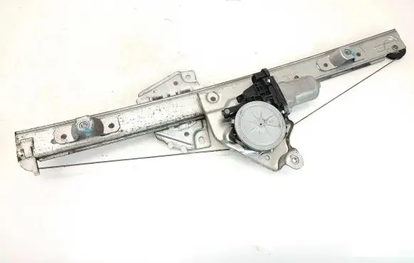 Suzuki Grand Vitara II Rear door window regulator with motor 8346065J00 2621003530
