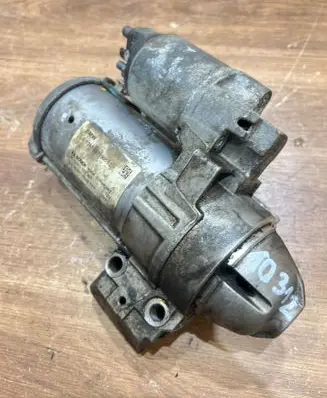 BMW 1 F20 F21 Starter motor 8571905 20130301 0001172407