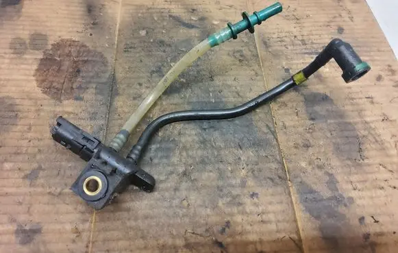 Citroen Berlingo Other engine bay part