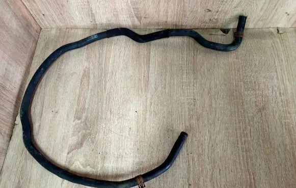 Ford Focus Engine coolant pipe/hose