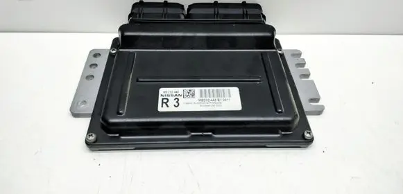 Nissan Almera Tino Engine control unit/module MEC32440