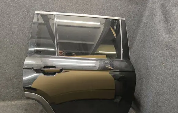Rear door