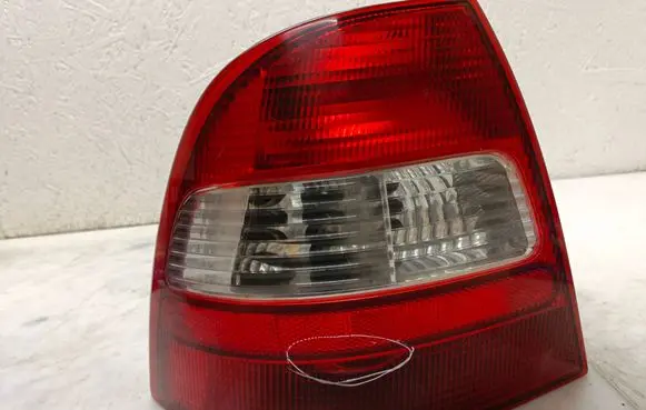 Honda Civic Rear/tail lights 23658310