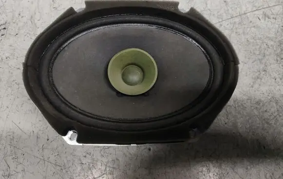 Mazda 3 I Rear door speaker