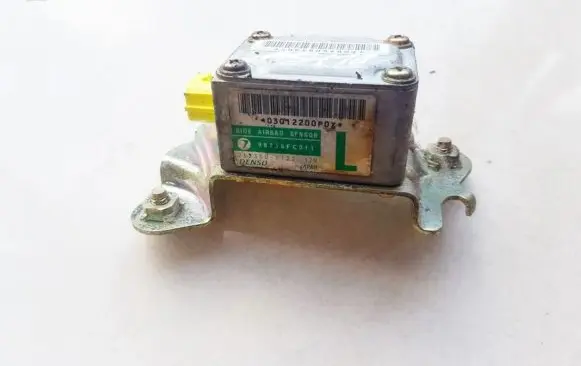 Subaru Forester SF Airbag deployment crash/impact sensor 98234FC011 252300-0122