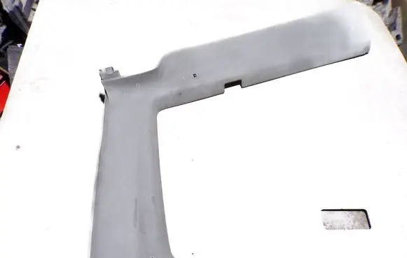Volkswagen Transporter - Caravelle T4 (D)pillar trim (top) 705867245