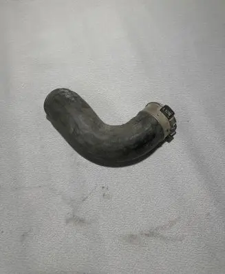 Volvo XC90 Intercooler hose/pipe 31330747