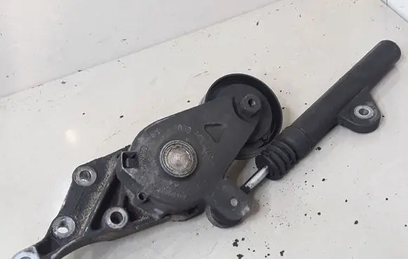 Skoda Octavia Mk1 (1U) Alternator belt tensioner 038903315C