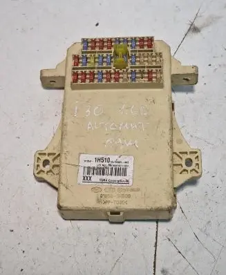 Hyundai i30 Fuse module 919502H500 919501H510 08A21002