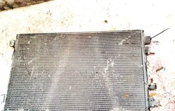 Ford Focus A/C cooling radiator (condenser)