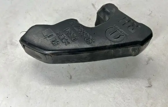 Dodge Hornet Fender foam support/seal 50565716 68607058AA