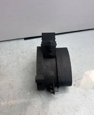 BMW 3 E46 Mass air flow meter 0928400468 7787076