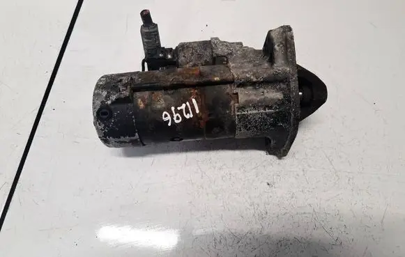 Toyota Avensis T250 Starter motor 4280000720