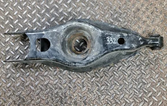 Dodge Charger Rear upper control arm/wishbone 
