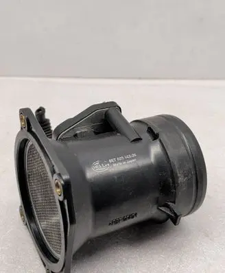 Skoda Octavia Mk1 (1U) Mass air flow meter 8ET00914226