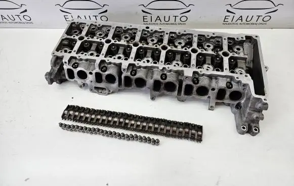 BMW 5 F10 F11 Engine head 7812929 781292703 13060302243