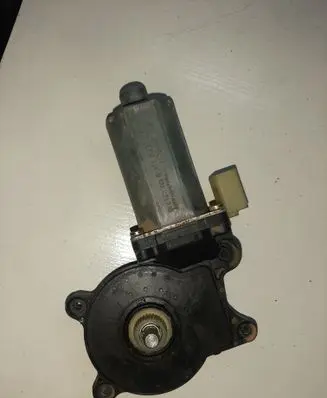 BMW 3 E46 Front window lifting mechanism without motor 676283620630 0130821716