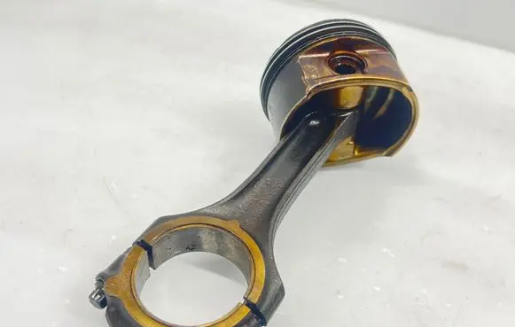 Mercedes-Benz C W203 Piston with connecting rod M271.946
