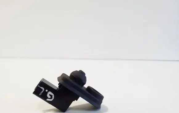 Mitsubishi Outlander Rear door sensor 