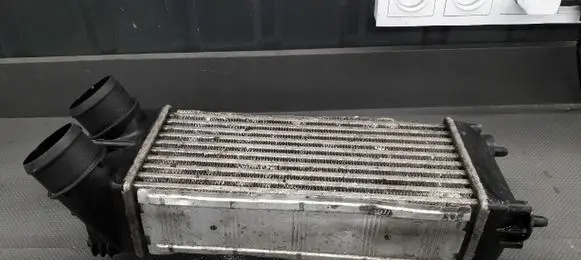Peugeot 308 Intercooler radiator 9656503480