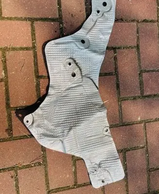 Audi S5 F5 Heat shield in engine bay 8W0804162B