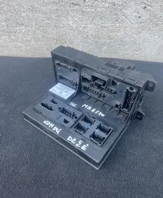 Mercedes-Benz E W211 SAM control unit 2115453901