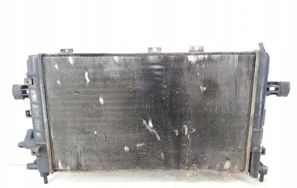 Opel Astra H Coolant radiator 