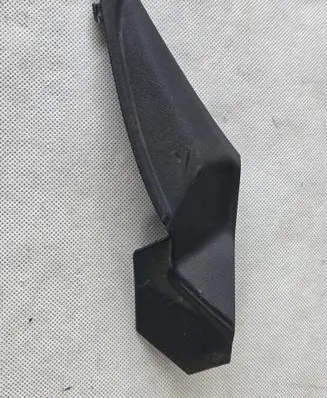 Suzuki Baleno IV Wiper trim 7237168P1