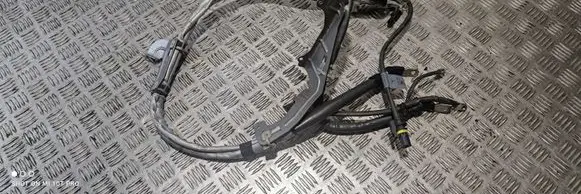 Mercedes-Benz GLE (W166 - C292) Front ABS sensor wiring A2135401217