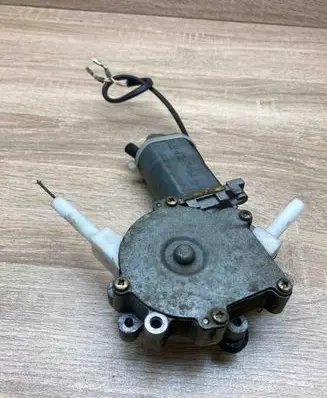 Volvo 440 Front door electric window regulator 467115 7743001231