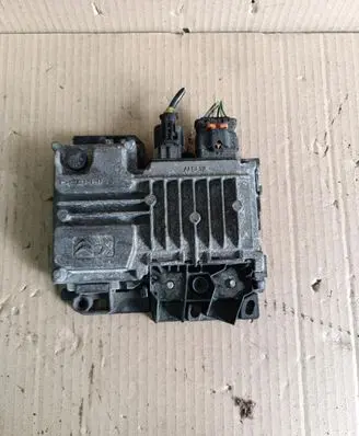 Citroen DS3 Start/Stop control module 28447924
